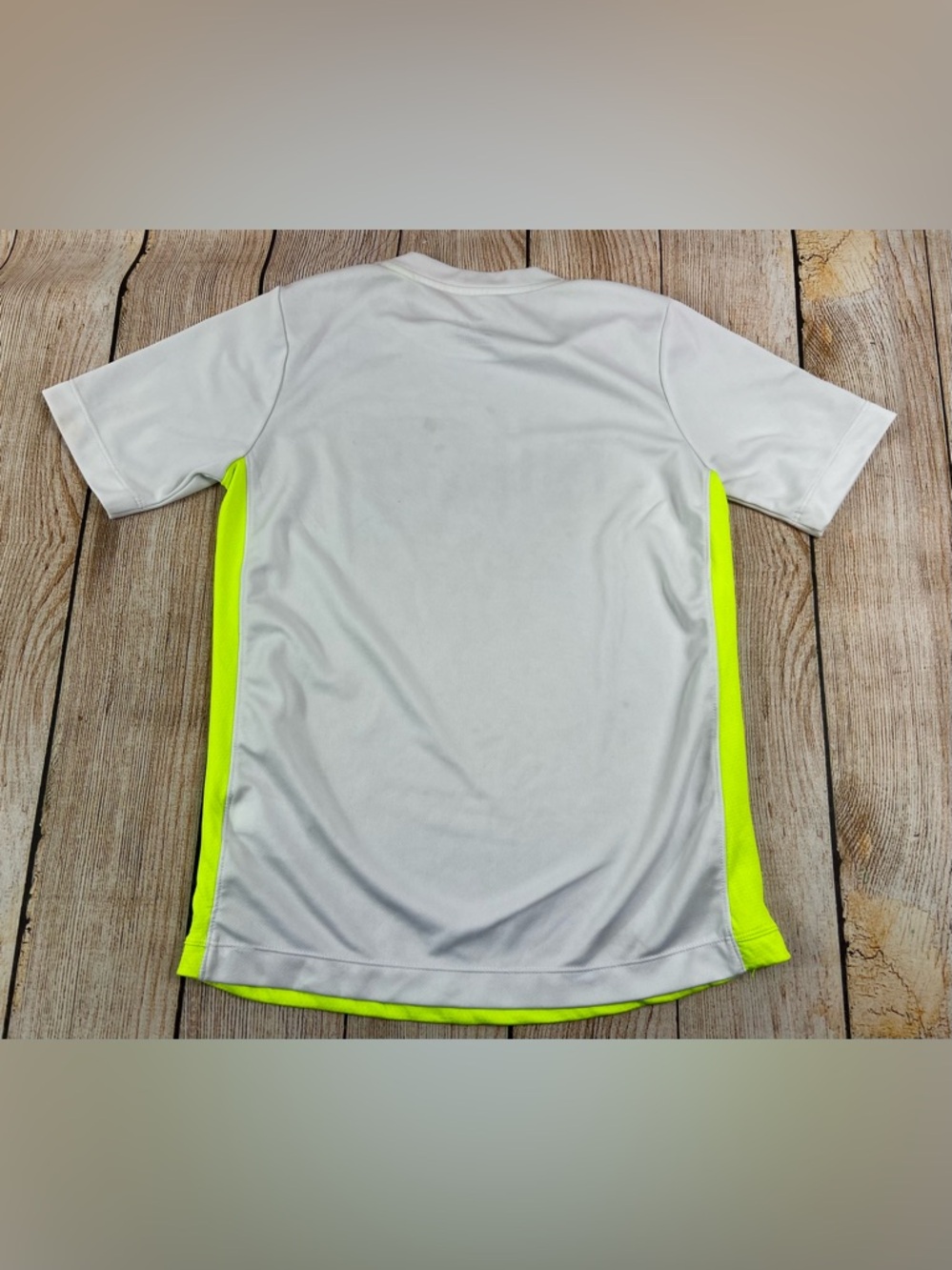Nike Boys White Neon Shirt & Athletic Shorts Bundle Lot Of 2 Youth Large - Picture 9 of 13